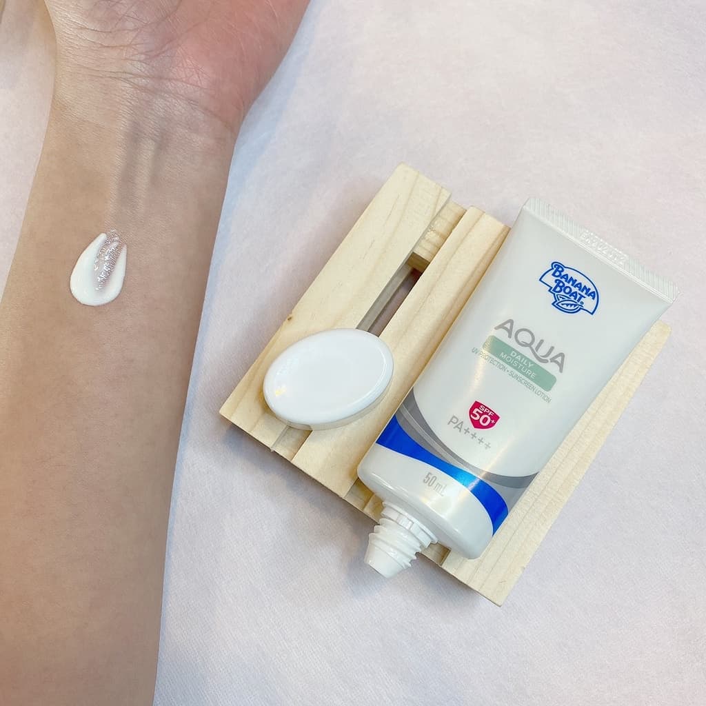 Banana Boat Aqua Daily Moisture UV Protection Sunscreen Lotion SPF50+ PA++++ (50 ml.) SFW21 https://lnwchill.com